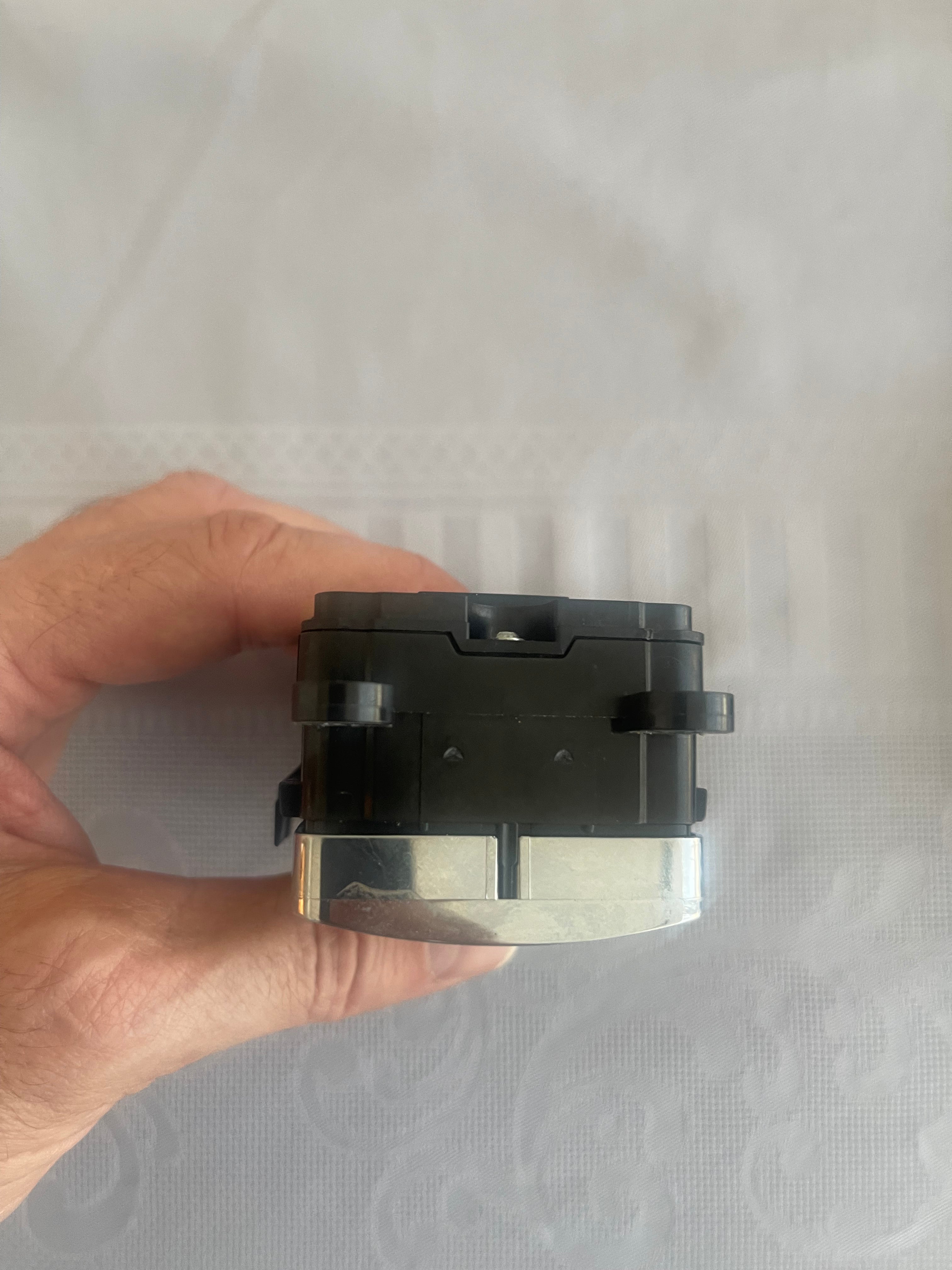 Mercedes S221 rear seat window switch. Left